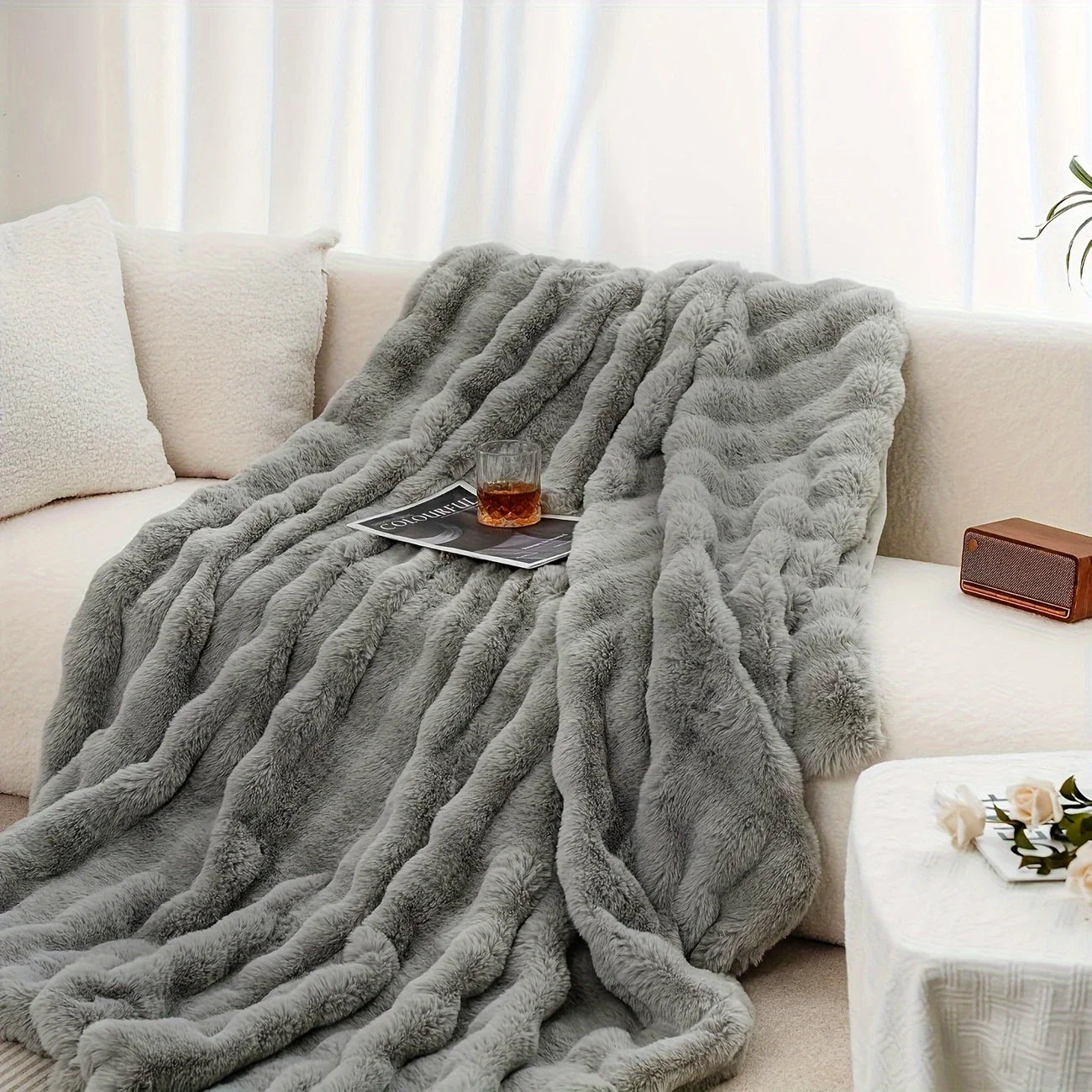 [Cozy|Faux Rabbit] Soft, Warm, 1pc Cozy Faux Rabbit Fleece Blanket | Throw
